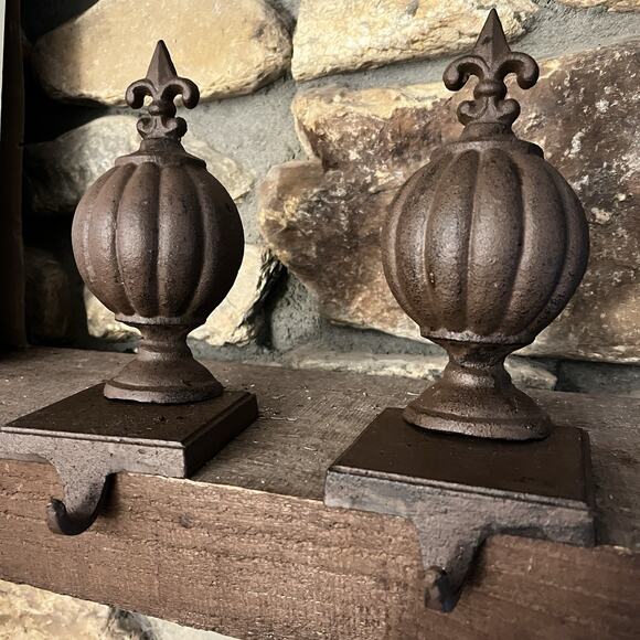 Vintage Cast Iron Mantle Hangers Christmas Stockings Holders Hooks Fleur de Lis - Picture 1 of 7